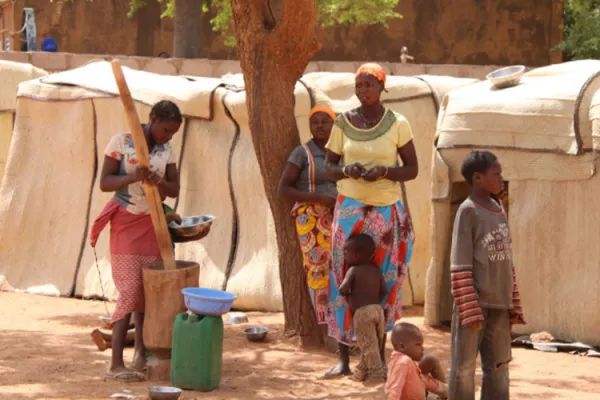 Shelter for displaced families in the diocese of Ouagadougou, Burkina Faso. Credit: ACN