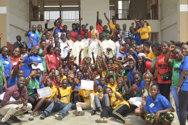 “Be more generous in your response to the Gospel,” Pope Francis to Young People in Liberia