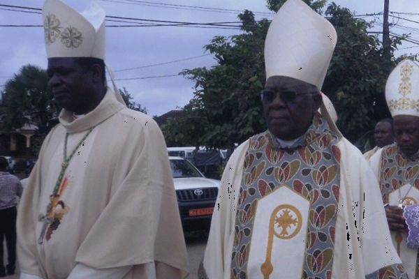 Cameroonian Cardinal Says He Respects Decision to “no longer be mentioned” in Euch' Prayer