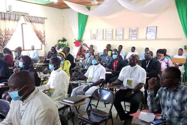 Catholic Communicators in Cameroon Urged to “defend Church against evil forces”