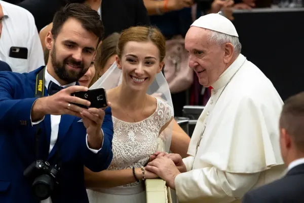 St. Joseph Shows Engaged Couples What Real Love Looks Like: Pope Francis