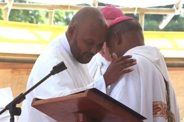 At First Ordination, Mauritian Bishop Urges New Deacon to “listen with compassion”
