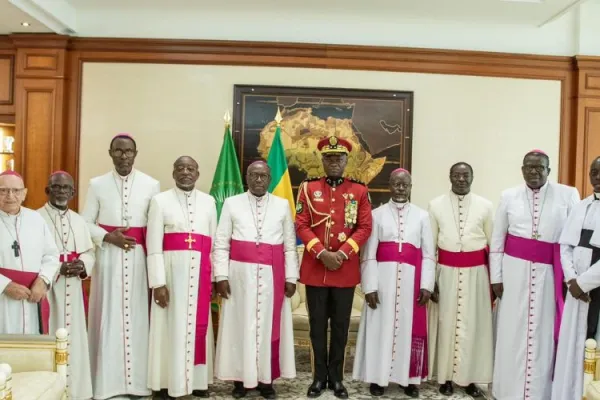 General Brice Oligui Nguema with members of the Episcopal Conference of Gabon (CEG) during the 15 January 2024 audience. Credit: Presidency of Gabon