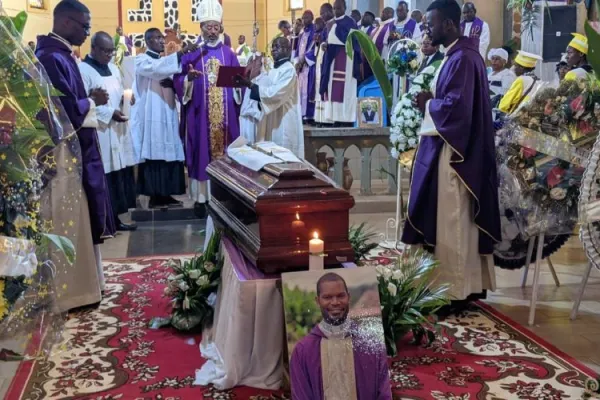 “I discovered a Priest who showed great love”: Catholic Priest Who Died in Rome Eulogized at Burial in Cameroon