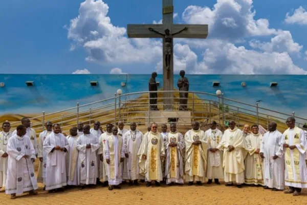Let’s Mark 2025 Jubilee Year as “pilgrims of hope on the path of peace”: Burkinabe Episcopal Vicar for Consecrated Life