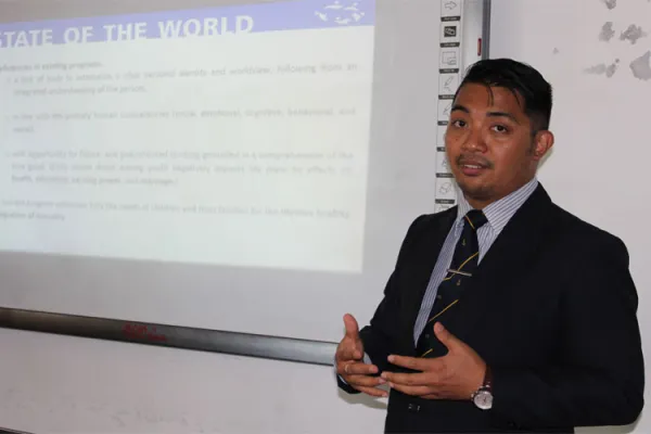 World Youth Alliance President Lord Leomer Pomperada making a presentation during ICPD25 side event in Nairobi on November 11, 2019 / ACI Africa