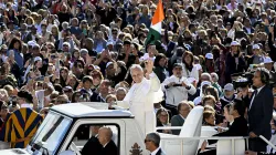 Pope Leo XIV greets an audience at the Jubilee of Catechists at the Vatican, Saturday, Sept. 27, 2025. / Credit: Vatican Media