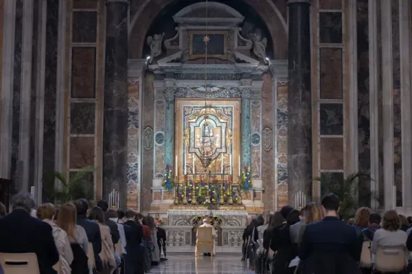 'Hope for the future': Pope Francis Asks Mary to Intercede for End to Pandemic