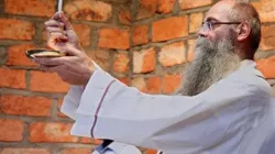 Fr. Norberto Pozzi, a 71-year-old Italian Priest who recently lost his foot following an explosion in the Central African Republic (CAR). Credit: Agenzia Fides