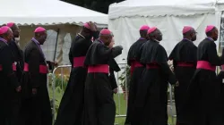 Kenyan bishops prepare to meet with Pope Francis in Nairobi, Nov. 26, 2015. / Martha Calderon/CNA.