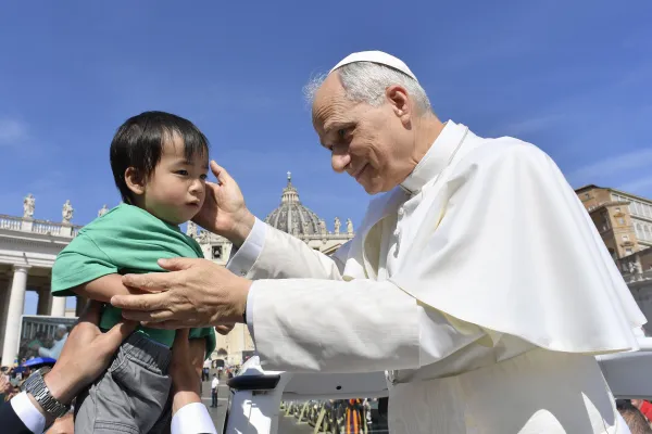 At His Third General Audience, Pope Leo XIV Says in Situations of Dejection, “find meaning” in God Loving Our Life