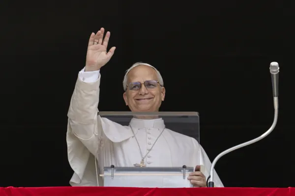 Pope Leo XIV Urges Mercy and Vigilance in Angelus at St. Peter’s