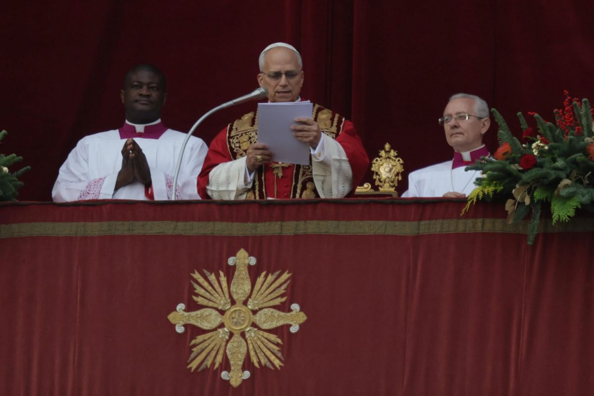 Embrace “responsibility” as Sure Way to Peace: Pope Highlights Gaza, Yemen, Migrants in First Christmas Urbi et Orbi