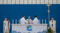 Pope Francis celebrates Mass for an estimated 50,000 people at the Vélodrome Stadium in Marseille, France, the last stop in his Sept. 22-23, 2023 visit to the port city to speak at an ecumenical meeting of young people and bishops called the “Rencontres Mediterraneennes,” or Mediterranean Encounter. | Daniel Ibanez/CNA