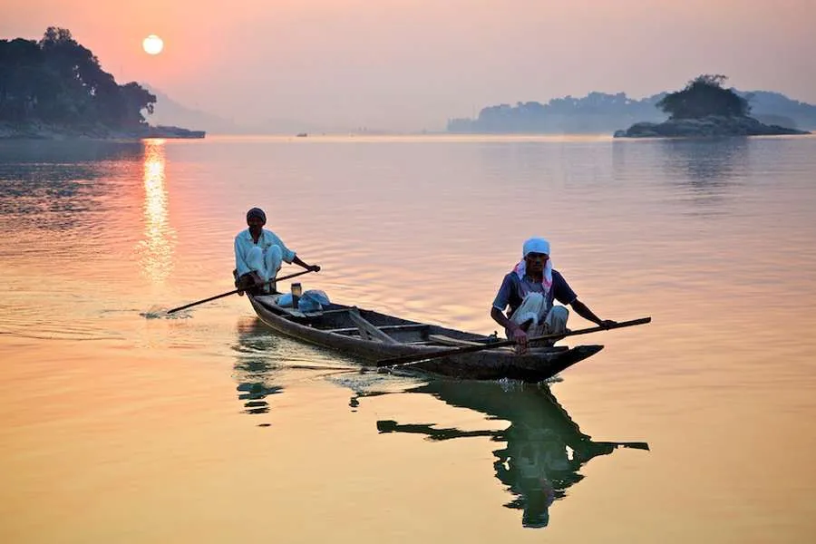 Boatmen in Guwahati Assam, India. Credit: Michael FOley via Flickr (CC BY-NC-ND 2.0)