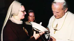 Mother Angelica with John Paul II. / EWTN.