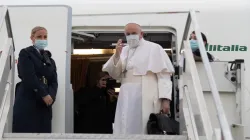 Pope Francis boards his flight to Baghdad, Iraq on March 5, 2021. Vatican Media/CNA