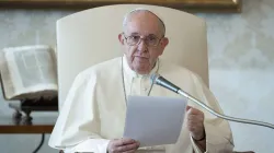 Pope Francis in the Vatican's apostolic library Nov. 11, 2020. Credit: Vatican Media/CNA.