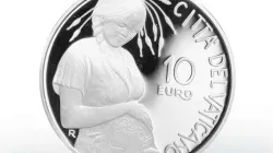 Vatican City State Mint’s 10 euro coin marking the 50th Anniversary of World Earth Day. Credit: Ufficio Filatelico Numismatico Vaticano.