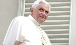 Pope Benedict XVI on April 21, 2007, in Vigevano, Italy. / Credit: miqu77/Shutterstock