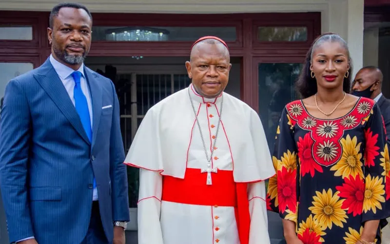 Fridolin Cardinal Ambongo (center) with DRC’s newly appointed Education Minister, Tony Mwaba (left), and his deputy, Aminata Namasia (right) after the May 11 audience in Kinshasa. Credit: Archdiocese of Kinshasa.