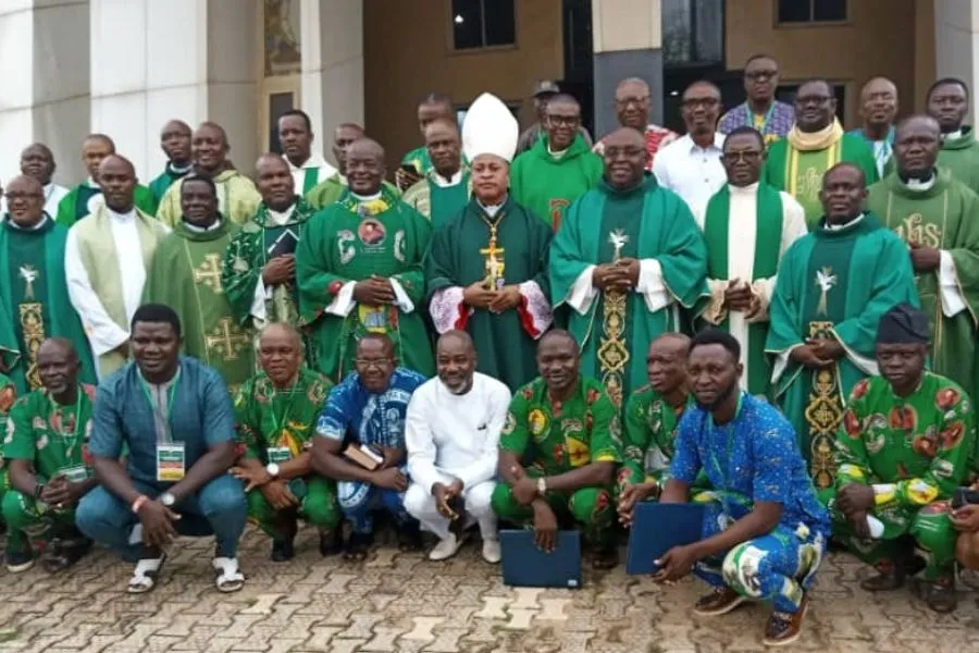 Peter Ebere Cardinal Okpaleke of Nigeria’s Ekwulobia Diocese with participants at a one-day leadership retreat for National Chaplains and National Presidents of Lay Apostolate groups in Nigeria. Credit: Ekwulobia Diocese