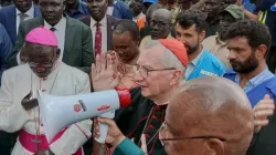 Pietro Cardinal Parolin addressing returnees ad refugees at their camp in the Catholic Diocese of Malakal in South Sudan. Credit: John Amuom, RadioVoice of Love, Catholic Diocese of Malakal