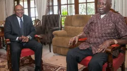 Kenya's President Uhuru Kenyatta (Left) with the Late Former President Daniel arap Moi (Right)