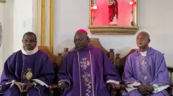 Archbishop Ignatius Ayau Kaigama during Holy Mass at St. Paul’s Gwagwalada Parish of Abuja Archdiocese. Credit: Abuja Archdiocese