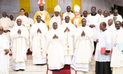 Peter Kodwo Appiah Cardinal Turkson, Archbishop José Avelino Bettencourt, Archbishop Samuel Kleda and the five priests ordained on 24 February. Credit: ACI Africa