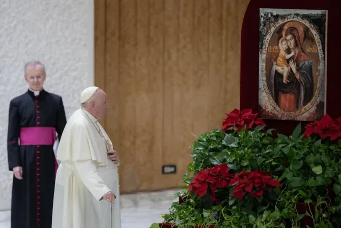 Pope Francis stops to pray before an image of Our Lady and the Child Jesus during his weekly general audience on Jan. 11, 2023. | Daniel Ibanez/CNA