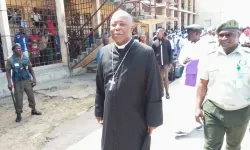Archbishop Filomeno do Nascimento Vieira Dias of Angola’s Luanda Archdiocese at the Luanda Central Prison (CCL). Credit: Luanda Archdiocese