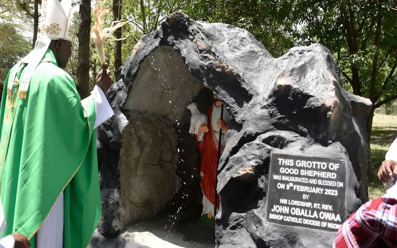 Bishop John Oballa Owaa blessing the MArian Grotto at Olchekut Supat Apostolic School Narok. Credit: Ngong Diocese