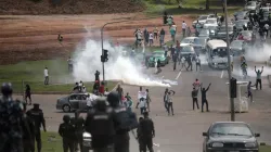 The Nigerian Police Force fires teargas at protesters during a demonstration to press for the scrapping of the Special Ant-Robbery Squad (SARS) on Abuja-Keffi Expressway, Abuja, Nigeria on October 19, 2020. / AFP