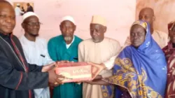 Dieudonné Cardinal Nzapalainga visited the president of the Supreme Islamic Council of the Central African Republic (CSISCA), Imam Mahamat Deleris, and donated some basic food items. Credit: Archdiocese of Bangui