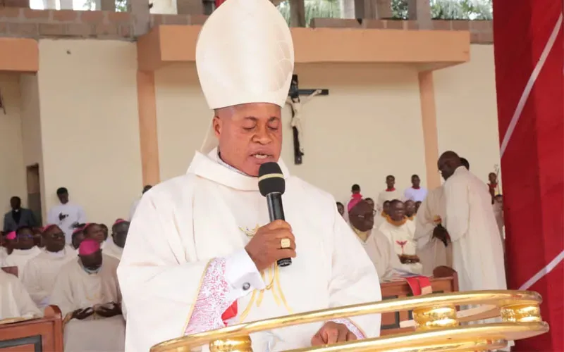 Peter Ebere Cardinal Okpaleke speaking on the occasion of the thanksgiving Mass at St. Joseph Cathedral of Ekwulobia Diocese. Credit: Nigeria Catholic Network.