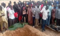 Mass burial in Runji village, Zangon Kataf LGA on 16 April. Credit: Nasarawa Mirror