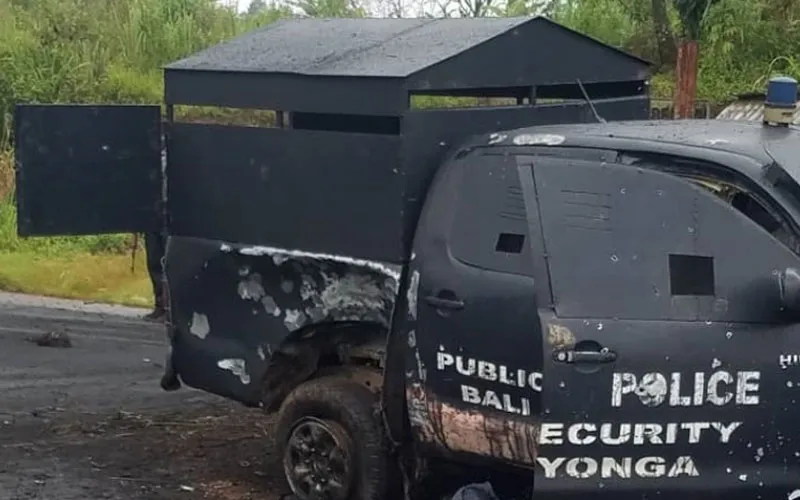 A police van destroyed in clashes between security forces and separatists fighters in Bali Nyonga, North Western region of Cameroon. Credit: Courtesy Photo.