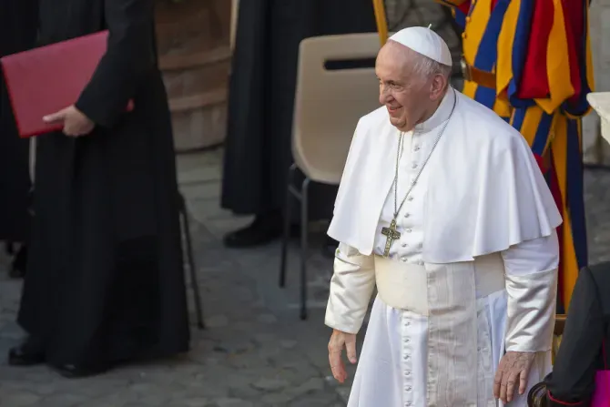 Pope Francis smiles during the general audience in the Vatican's San Damaso Courtyard on June 30, 2021./ Credit: Pablo Esparza/CNA.