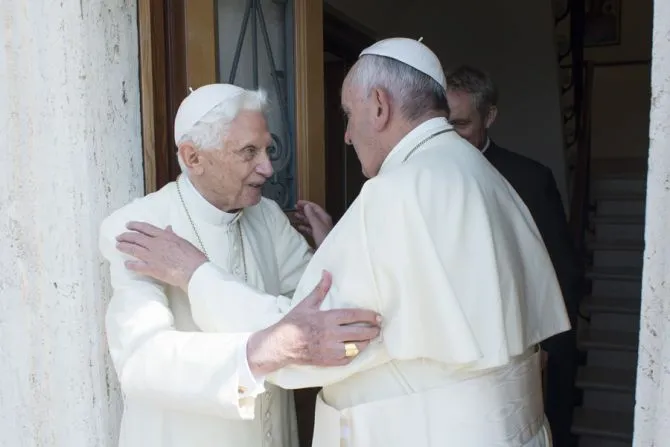 Pope Francis and Pope Emeritus Benedict embrace each other at the Vatican's Mater Ecclesiae Monastery, June 30, 2015. | L'Osservatore Romano.