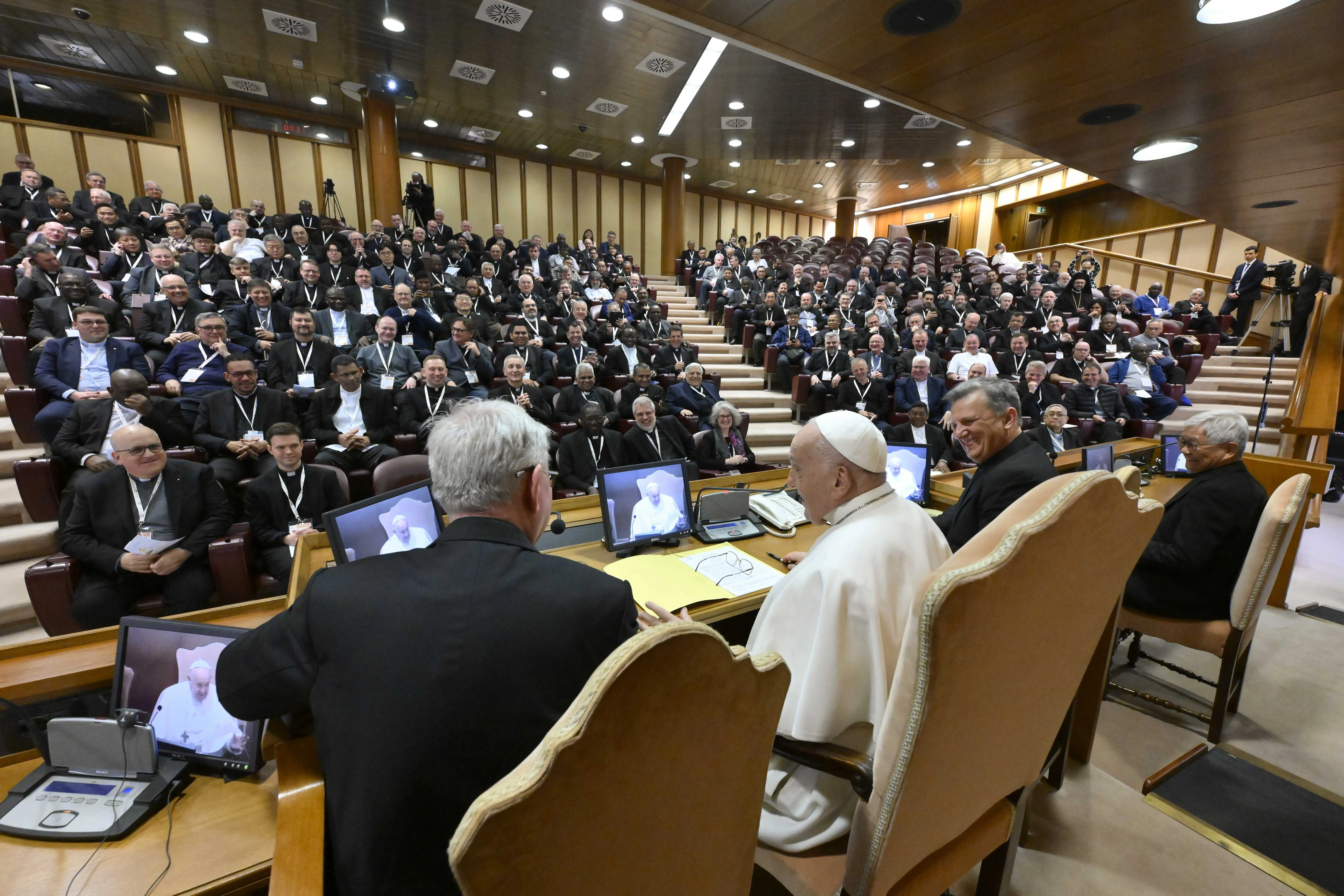 Pope Francis meets with parish priests