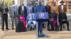 Raila Odinga addressing some religious leaders including members of the Kenya Conference of Catholic Bishops (KCCB). Credit: Raila Odinga/Facebook