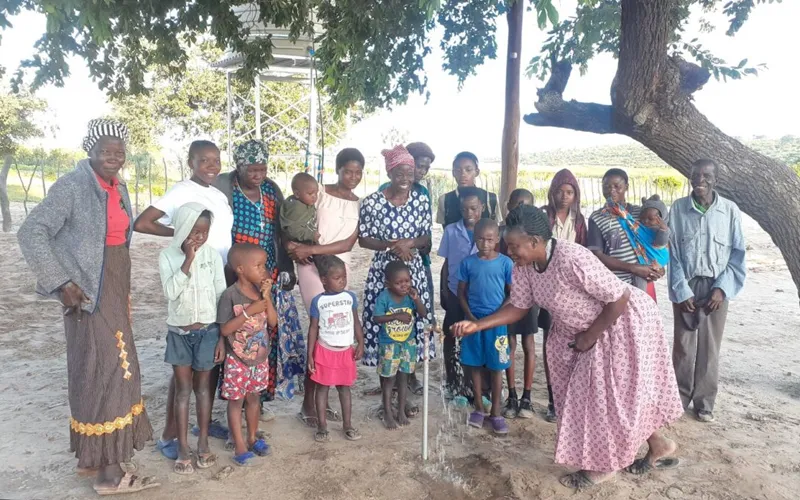 People living in the Ngwa-ngwa village, close to Rundu, Namibia, have access to clean water thanks to donor funding from Salesian Missions. Credit: Salesian Missions