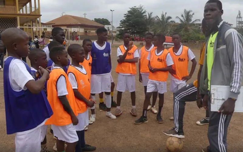Some of the Equatorial Guinea beneficiaries of the socio-sports project between Real Madrid and Salesian Mission Office in Spain. / Agenzia Info Salesiana (ANS)