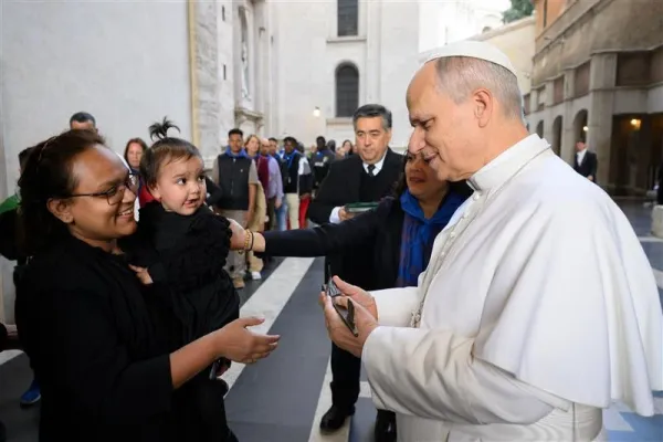 Homeless Mother Given "key" to New Apartment by Pope Leo XIV 