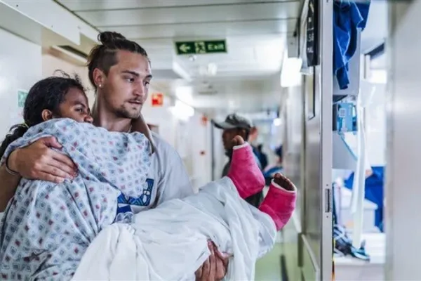 “Being on Mercy Ships completely transformed me”: One of Three U.S. Catholic Nursing Students on Madagascar Experience