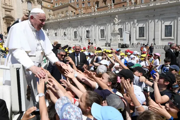 Old age a Time to Rediscover Trust in the Lord: Pope Francis