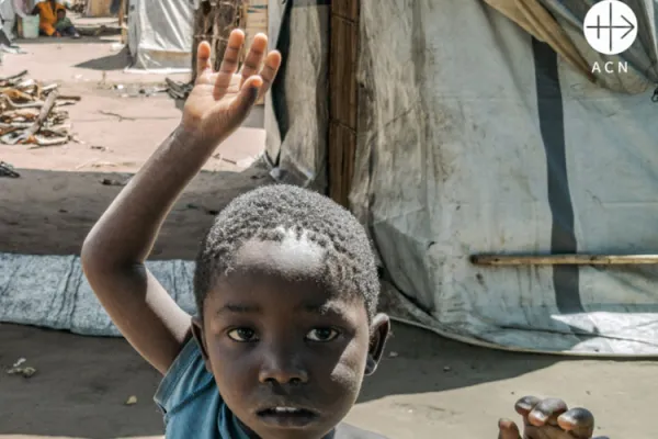 An IDP camp in Mozambique. Credit: ACN