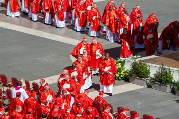Cardinals Set May 7 Date for Conclave to Elect Pope Francis’ Successor: Vatican Updates