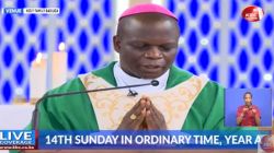 Bishop Maurice Muhatia Makumba presiding over a televised Mass at Holy Family Minor Basilica, Nairobi on Sunday, June 5. / Kenya Broadcasting Corporation/ Twitter